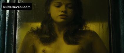 SARA FORESTIER nude in Perfume: The Story of a Murderer