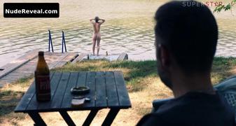SARA KLIMOSKA nude in Mocvara