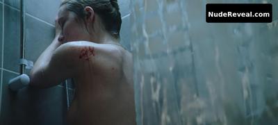 SARAH BOLGER nude in A Good Woman Is Hard to Find
