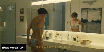 JULIA KOSCHITZ nude in Am Anschlag Die Macht Der Krankung