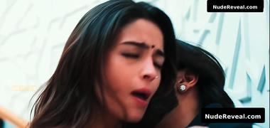 ALIA BHATT nude in Rocky Aur Rani Kii Prem Kahaani
