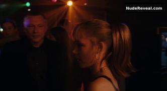 OKSANA AKINSHINA nude in Lilja 4-ever