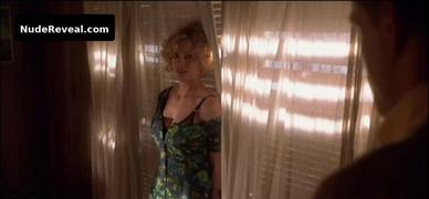 ELISABETH SHUE nude in Palmetto