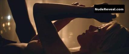 LAURA BIRN nude in Void