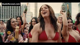 SHELLEY HENNIG nude in Obliterated