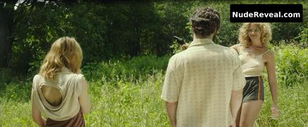 LOLA KIRKE nude in American Woman