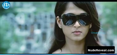 ANUSHKA SHETTY nude in Billa Telugu