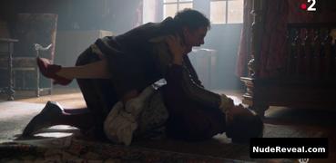 LIZZIE BROCHERE nude in Filles Du Feu