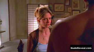 SARAH MICHELLE GELLAR nude in Buffy the Vampire Slayer