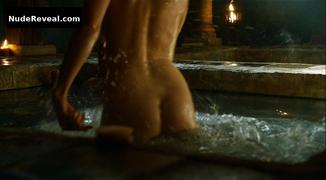GWENDOLINE CHRISTIE nude in Game of Thrones