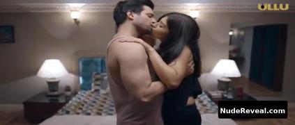 DONNA MUNSHI nude in Khoon Bhari Maang