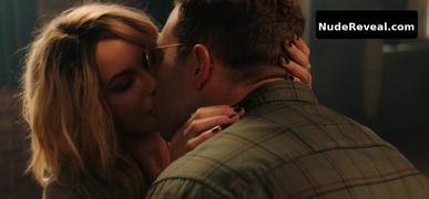 KATE BECKINSALE nude in Jolt