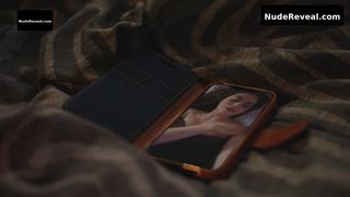 KAROLIN OMASTOVA nude in Sex O’clock