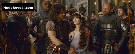 ZOOEY DESCHANEL nude in Your Highness