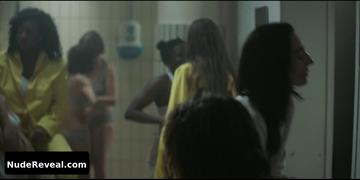 MANON AZEM nude in Prise Au Piege