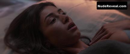 MIMI KEENE nude in After Everything
