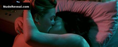 KATE WINSLET nude in Heavenly Creatures