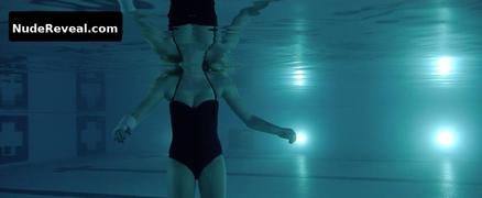 MAIKA MONROE nude in It Follows