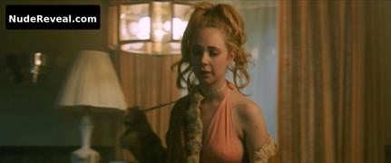 JUNO TEMPLE nude in Safelight