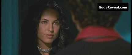 BARBARA MORI nude in Kites
