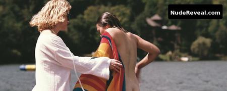 ELIZABETH OLSEN nude in Martha Marcy May Marlene