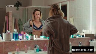 ZUZANA KANOCZOVA nude in Sex O’clock