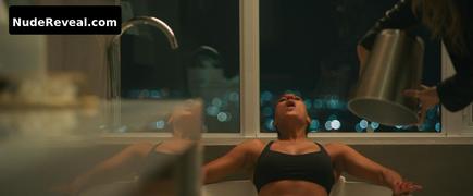 TRACEE ELLIS ROSS nude in The High Note