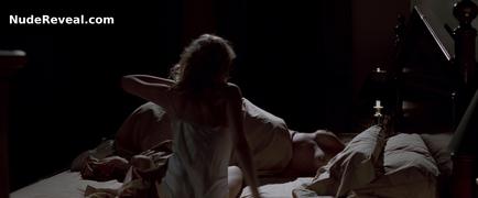 GUINEVERE TURNER nude in American Psycho