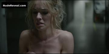 MANON AZEM nude in Prise Au Piege