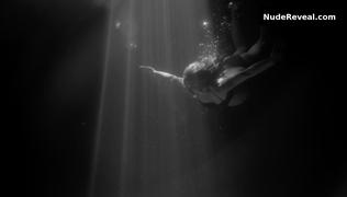 NATALIE PORTMAN nude in My Willing Heart