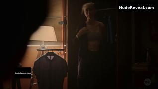 MICKEY SUMNER nude in Snowpiercer
