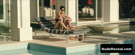 ALEXANDRA DADDARIO nude in San Andreas