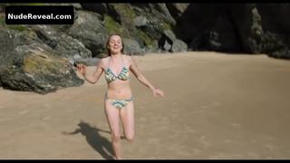 EVANNA LYNCH nude in My Name Is Emily
