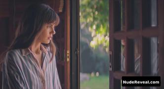 CAMILA QUEIROZ nude in Procura Se