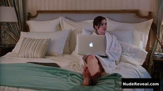 ANNE HATHAWAY nude in The Intern