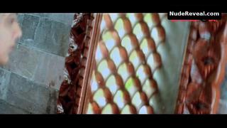 PRIYAMANI nude in Tamil Actress Towel