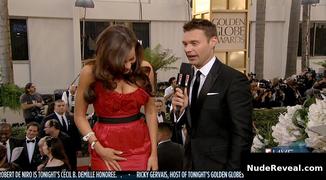 SOFIA VERGARA nude in The Golden Globe Awards