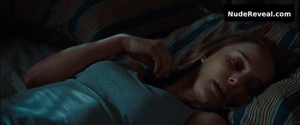 NATALIE PORTMAN nude in Brothers