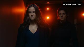 KELLY OVERTON nude in Van Helsing