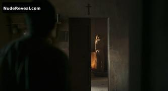 LAETITIA CASTA nude in Lincroyable histoire du facteur Cheval