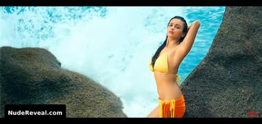 ALIA BHATT nude in Student Of The Year