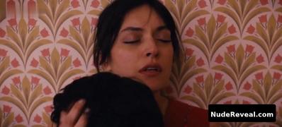 EZGI MOLA nude in Qui A Tue Lady Winsley?