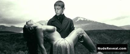 MONICA BELLUCCI nude in Malena