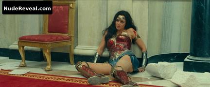 GAL GADOT nude in Wonder Woman 1984