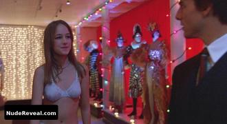 LEELEE SOBIESKI nude in Eyes Wide Shut