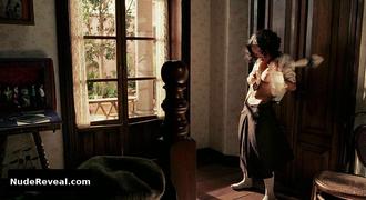 SALMA HAYEK nude in Frida