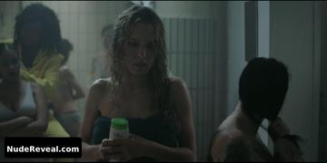 MANON AZEM nude in Prise Au Piege