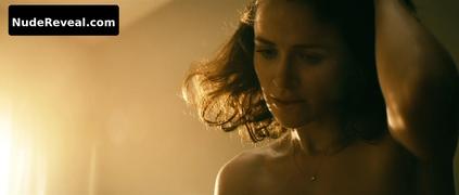SHANTEL VANSANTEN nude in The Boys