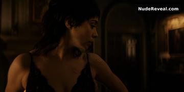 CRISTIN MILIOTI nude in The Penguin