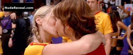 CHRISTINE TAYLOR nude in Dodgeball